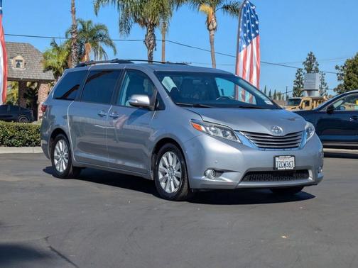 2017 Toyota Sienna Limited
