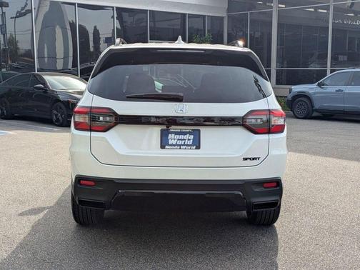 Platinum White Pearl 2026 Honda Pilot Sport