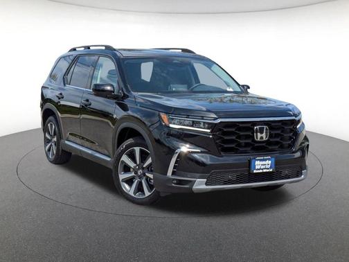 2025 Honda Pilot Touring 8-Passenger