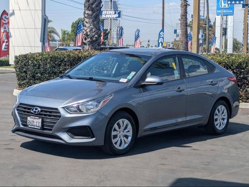 2018 Hyundai Accent SE
