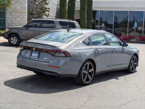 2025 Honda Accord Hybrid Base