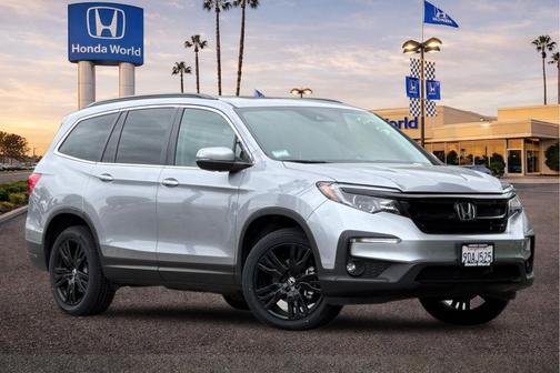 Lunar Silver Metallic 2022 Honda Pilot 2WD Special Edition