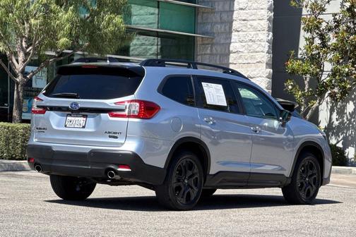 Ice Silver Metallic 2024 Subaru Ascent Onyx Edition 7-Passenger