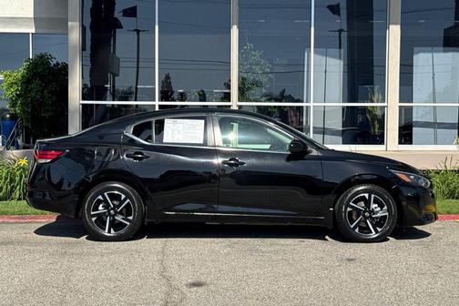 Super Black 2024 Nissan Sentra SV