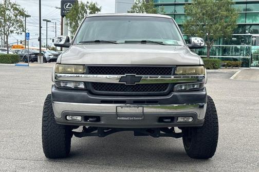 2002 Chevrolet Silverado 2500 LS H/D Crew Cab