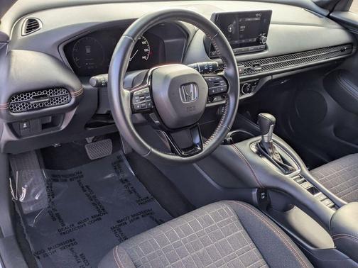 2025 Honda HR-V AWD Sport