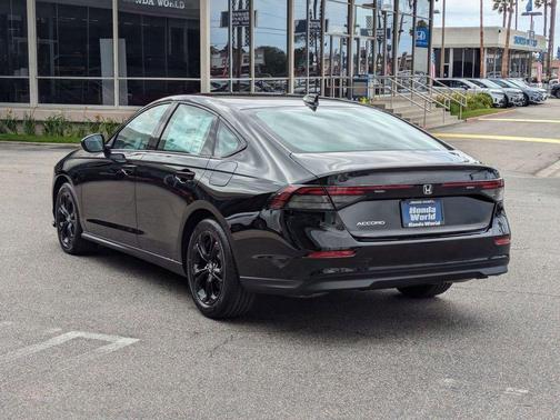 2025 Honda Accord Sport SE 1.5T