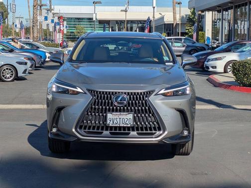 2026 Lexus NX 350h Premium