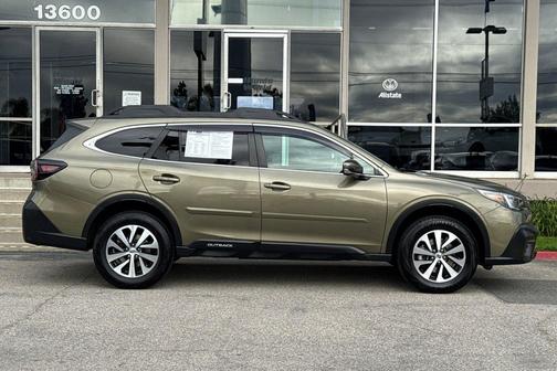 Autumn Green Metallic 2021 Subaru Outback Premium