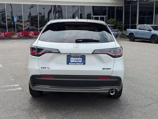 2026 Honda HR-V 2WD Sport