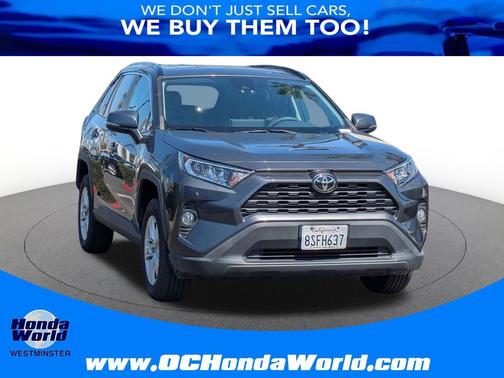 2020 Toyota RAV4 XLE