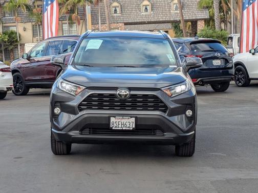 2020 Toyota RAV4 XLE