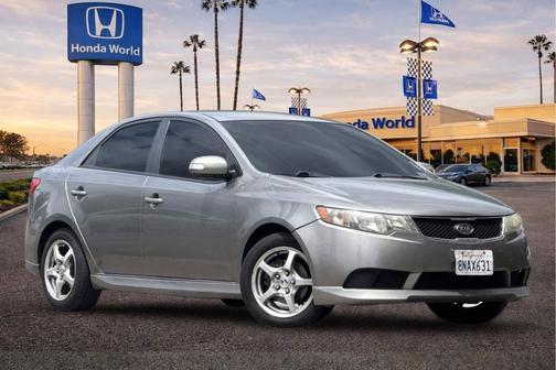 Titanium 2010 Kia Forte EX