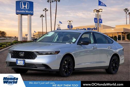 Solar Silver Metallic 2025 Honda Accord SE