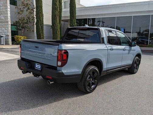 2025 Honda Ridgeline Black