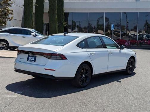 2025 Honda Accord Sport SE 1.5T