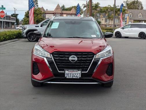 2023 Nissan Kicks SV