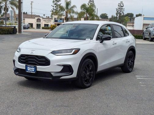 2026 Honda HR-V 2WD Sport