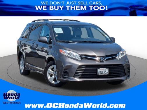 2020 Toyota Sienna LE