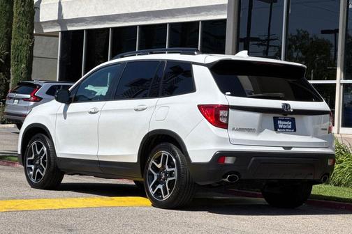Platinum White Pearl 2021 Honda Passport 2WD Touring