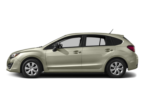 Crystal White Pearl 2016 Subaru Impreza 2.0i