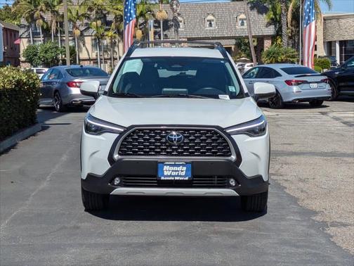 2023 Toyota Corolla Cross XLE