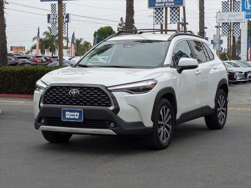 2023 Toyota Corolla Cross XLE