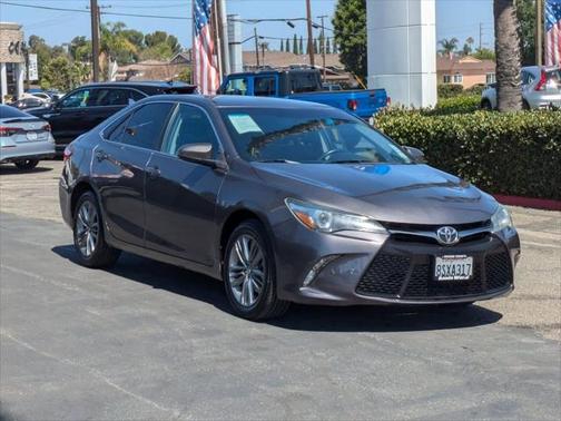 2017 Toyota Camry SE