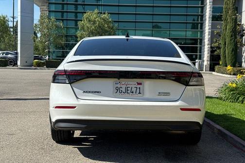 Platinum White Pearl 2023 Honda Accord Hybrid Sport