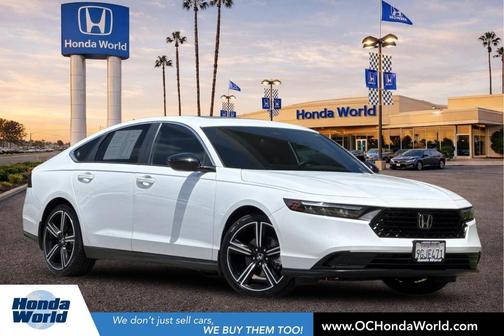 Platinum White Pearl 2023 Honda Accord Hybrid Sport