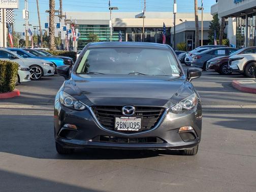 2016 Mazda Mazda3 i Sport