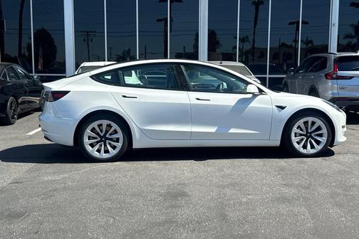 2023 Tesla Model 3 Standard Range