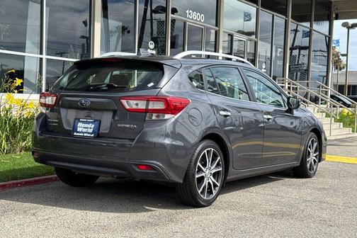 Magnetite Gray Metallic 2019 Subaru Impreza 2.0i Limited