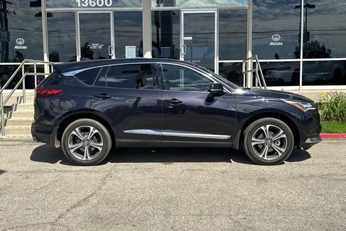 Majestic Black Pearl 2023 Acura RDX Advance Package