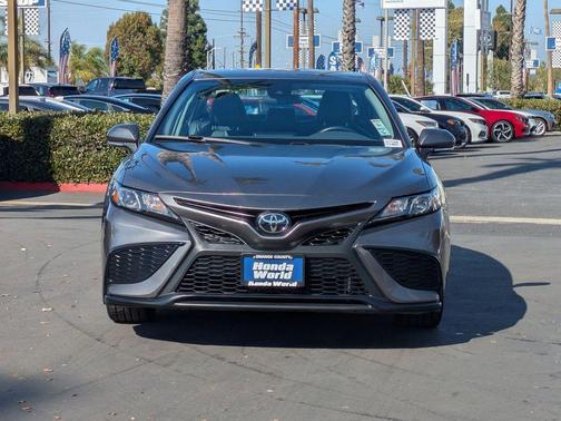 2023 Toyota Camry SE
