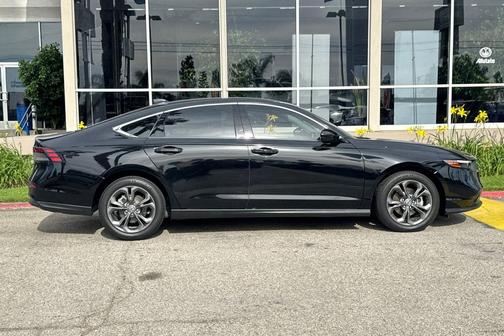 Crystal Black Pearl 2023 Honda Accord EX