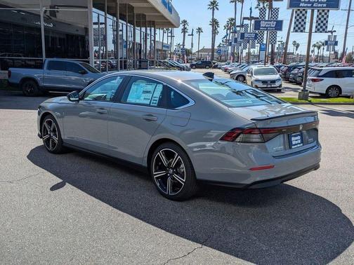 2025 Honda Accord Hybrid Base