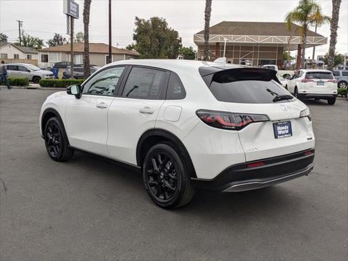2025 Honda HR-V 2WD Sport