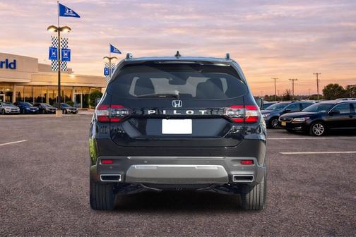 Crystal Black 2026 Honda Pilot EX-L