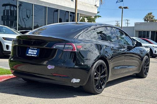 Solid Black 2019 Tesla Model 3 Standard Range Plus