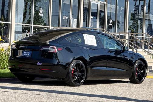 Solid Black 2019 Tesla Model 3 Standard Range Plus