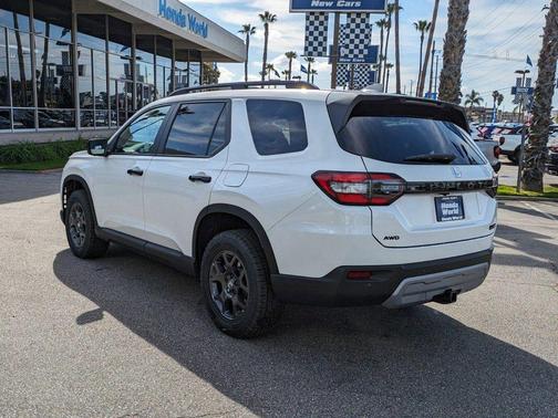 2025 Honda Pilot TrailSport