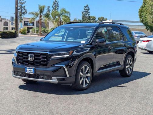 2025 Honda Pilot Touring 8-Passenger