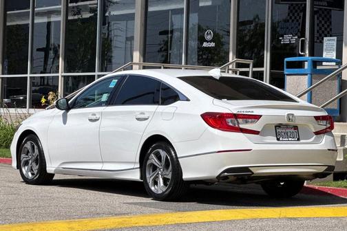 Platinum White Pearl 2018 Honda Accord EX