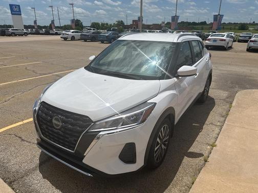 2024 Nissan Kicks SV