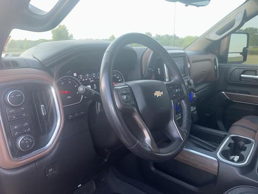 2022 Chevrolet Silverado 2500 High Country