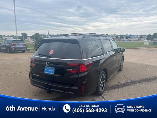 Crystal Black Pearl 2026 Honda Odyssey EX-L