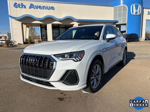 2024 Audi Q3 45 S line Premium