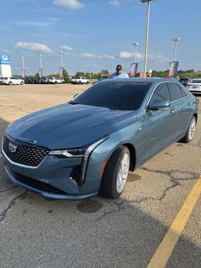 2024 Cadillac CT4 Luxury