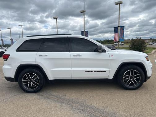 2020 Jeep Grand Cherokee Trailhawk